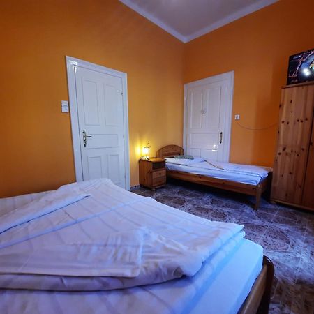 Gloria Apartman ギュラ エクステリア 写真