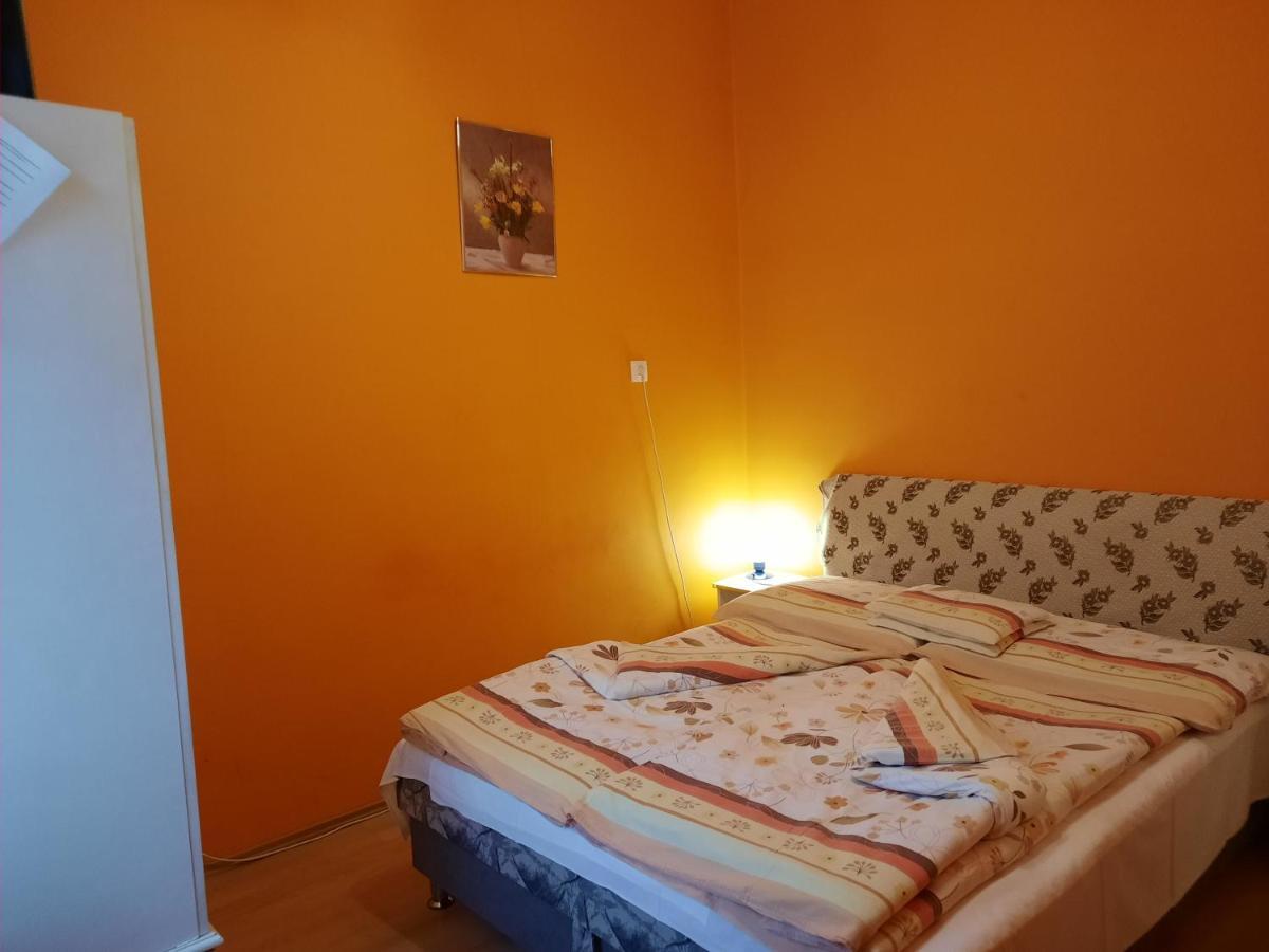 Gloria Apartman ギュラ エクステリア 写真
